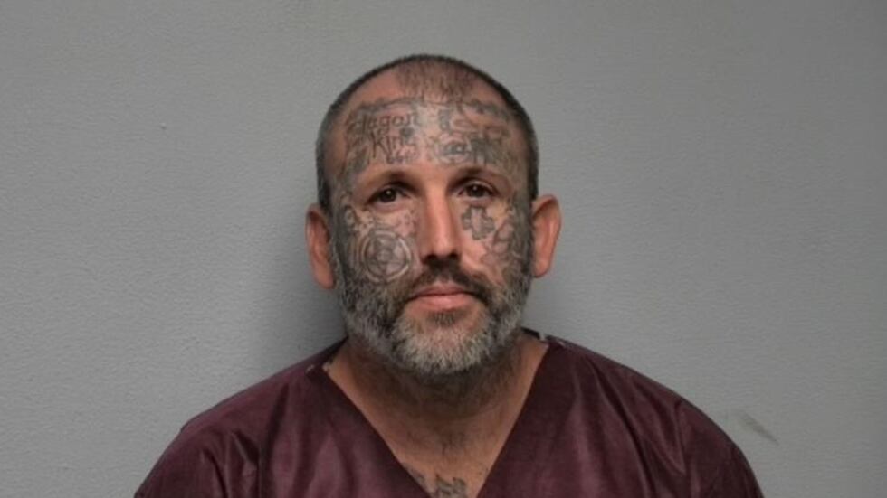 La Policía Estatal de Kentucky determinó al comienzo de su investigación que el sospechoso es...