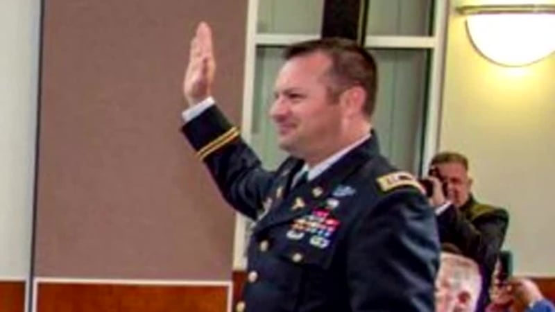 Investigadores dijeron que el médico militar Blaine McGraw había grabado en secreto...